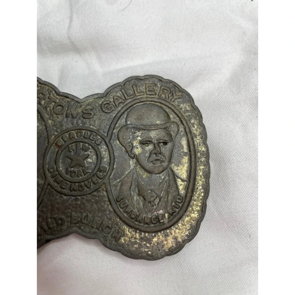 vintage belt buckle featuring 